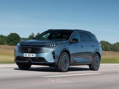 Peugeot 5008 Hybrid 145 e-DCS6 Allure Argento usata Barletta