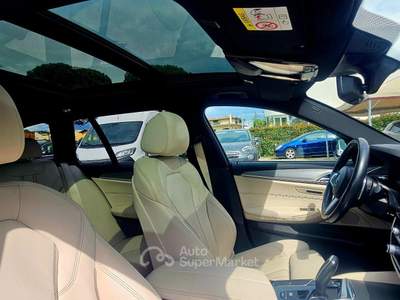 BMW Serie 5 520i 520 520i Touring Msport Nero usata Perugia