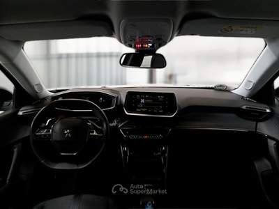 Peugeot 2008 PEUGEOT 2008 BLUEHDI 130 EAT8 ALLURE PACK S/S AUT. CROSSOVER usata Casei Gerola