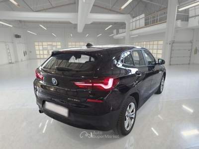BMW X2 BMW X2 XDRIVE 25E BUSINESS X AUTOMATICO SUV usata Roma
