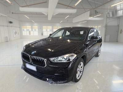 BMW X2 BMW X2 XDRIVE 25E BUSINESS X AUTOMATICO SUV usata Roma