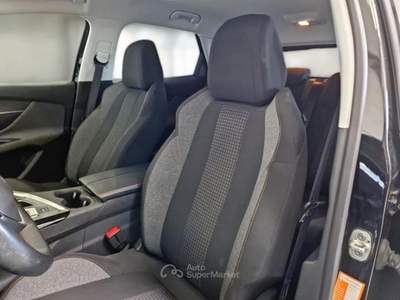Peugeot 3008 PEUGEOT 3008 BLUEHDI 130 EAT8 SES BUSINESS SUV usata Casei Gerola