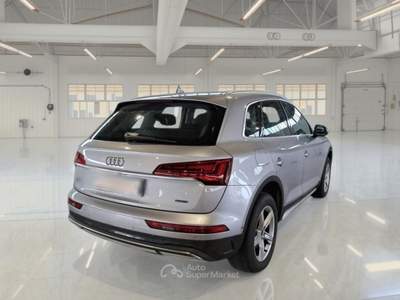 Audi Q5 AUDI Q5 40 TDI MHEV BUSINESS ADVANCED QUATTRO S TRONIC SUV usata Roma
