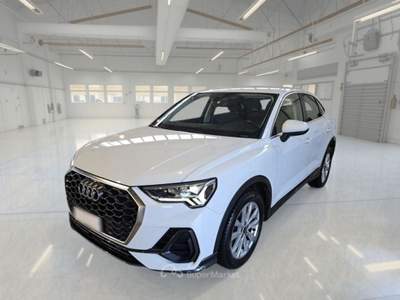 Audi Q3 AUDI Q3 SPORTBACK 35 TFSI MHEV S TRONIC BUSINESS PLUS SUV usata Roma