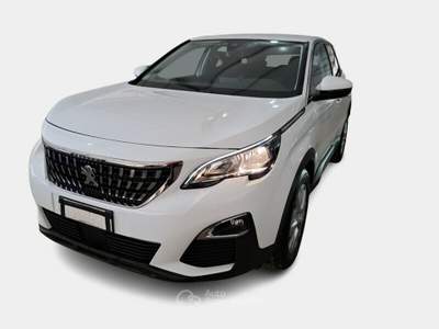 Peugeot 3008 PEUGEOT 3008 BLUEHDI 130 EAT8 SES BUSINESS SUV usata Verona