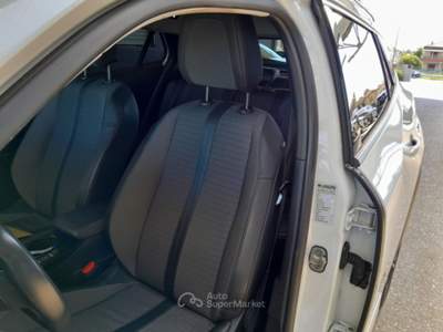Peugeot 2008 PEUGEOT 2008 BLUEHDI 110 ALLURE PACK S/S CROSSOVER usata Verona