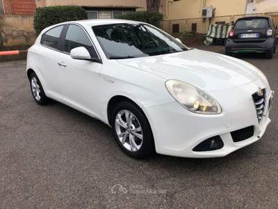 Alfa Romeo Giulietta 1.6 JTDm-2 105 CV Distinctive Bianco usata Firenze