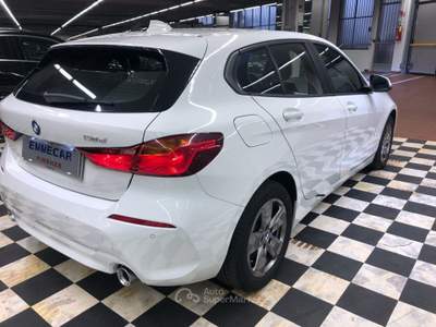 BMW Serie 1 118d d 5p. Advantage Bianco usata Firenze