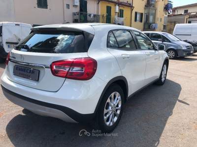 Mercedes-Benz GLA d Executive Bianco usata Firenze