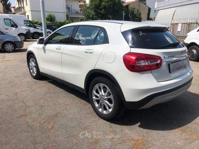 Mercedes-Benz GLA d Executive Bianco usata Firenze