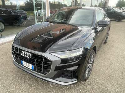 Audi Q8 50 TDI 286 CV quattro tiptronic Sport Nero usata Scandiano