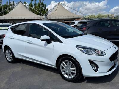 Ford Fiesta Ford Fiesta 5 Porte 1.5 ecoblue Business 85cv my20.25 Bianco usata Giugliano in Campania