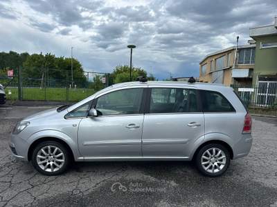 Opel Zafira Benzina/Metano Argento usata San Giuliano Milanese