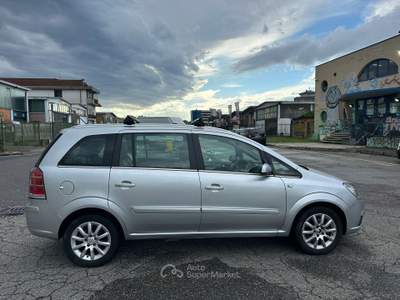 Opel Zafira Benzina/Metano Argento usata San Giuliano Milanese