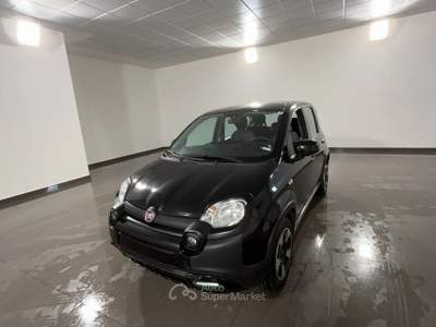 Fiat Panda FIAT PANDA 1.0 HYBRID CITY CROSS 70CV Panda 1.0 Hybrid City Cross 70cv Nero usata Roma