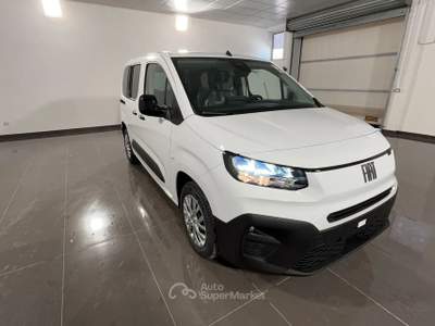 Fiat QUBO FIAT QUBOL-DOBLO M 5 POSTI 1.5 BLUEHDI 100CV QuboL-Doblo M 5 Posti 1.5 BlueHDi 100cv Bianco usata Roma