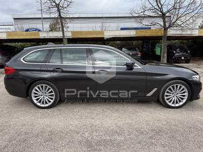 BMW Serie 5 540d BMW 540d xDrive Touring Luxury Grigio usata San Benedetto del Tronto