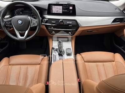 BMW Serie 5 540d BMW 540d xDrive Touring Luxury Grigio usata San Benedetto del Tronto
