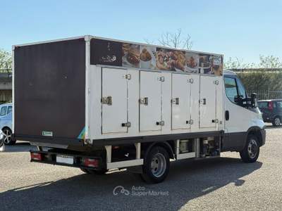 Iveco Daily 35C15 3.0 FRIGO RRC Bianco usata San Salvatore Telesino