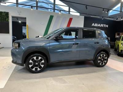 Fiat Grande Panda 1.2 Hybrid Icon eDCT Blu/Azzurro usata Montagna in Valtellina