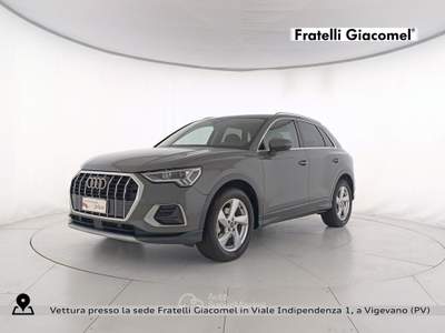 Audi Q3 35 2.0 tdi business advanced s-tronic Grigio usata Vigevano
