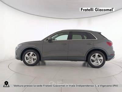 Audi Q3 35 2.0 tdi business advanced s-tronic Grigio usata Vigevano