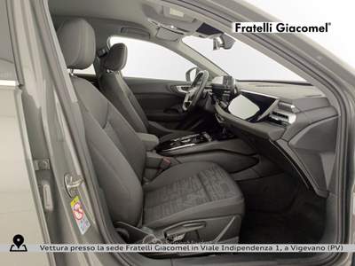 Audi A5 berlina 2.0 tdi mhev+ business advanced 204cv s-tronic Grigio usata Vigevano