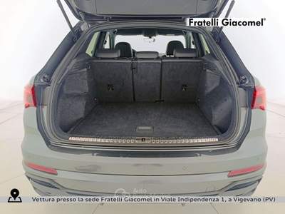 Audi Q3 35 2.0 tdi s line edition s-tronic Grigio usata Vigevano