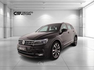 Volkswagen Tiguan 2.0 TDI SCR BlueMotion Advanced R-Line Exterior Pack DSG Nero usata Padova