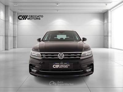 Volkswagen Tiguan 2.0 TDI SCR BlueMotion Advanced R-Line Exterior Pack DSG Nero usata Padova