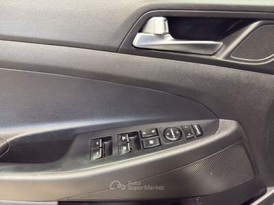 Hyundai Tucson Tucson 1.6 crdi 48v xprime techno pack 2wd 136cv dc Bianco usata Firenze