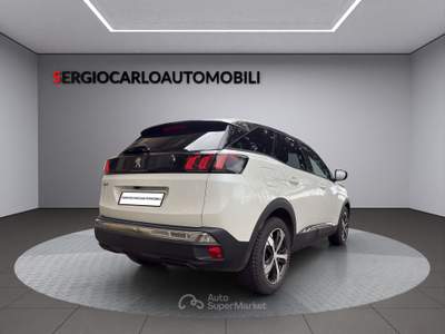 Peugeot 3008 auto aziendale Bianco usata Naso
