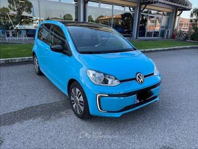 Volkswagen up! e-up! 82 CV Blu/Azzurro usata Castiglione delle Stiviere