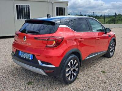 Renault Captur Captur Mild Hybrid 140 CV Techno Rosso usata Laterina