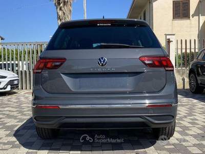 Volkswagen Tiguan Life 2.0 TDI 112CV usata Partinico