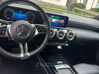 Mercedes-Benz CLA Automatic Premium usata Omegna