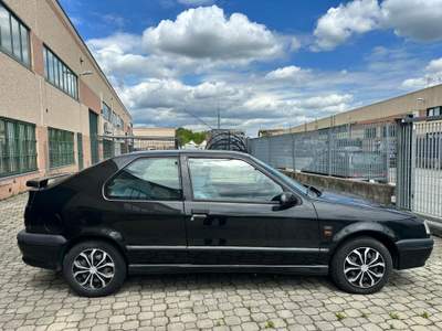 Renault 19 110CV RTI LIMITED 3P PHASE 2 UNICOPR KM 36.800 Nero usata VOLPIANO