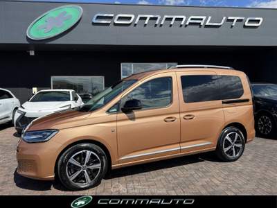 Volkswagen Caddy Pianale Ribassato 2.0 TDI 122 CV DSG Style Bronzo usata Quinto di Treviso