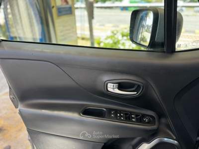 Jeep Renegade ottime condizioni Grigio usata Marino