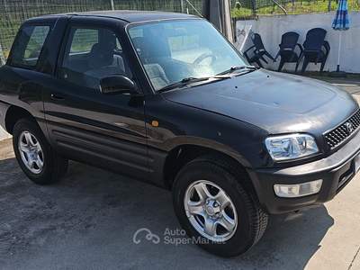Toyota RAV4 Frizione nuova. Nero usata Santa Giuletta