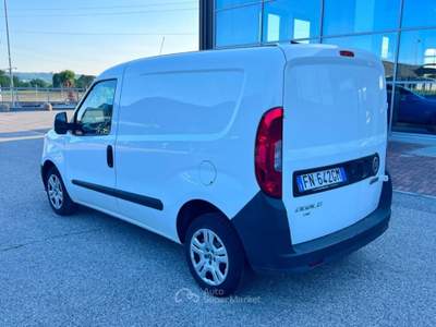 Fiat Doblò 1.6 MJT 105CV PC-TN Cargo Lamierato SX Bianco usata Pieve di Soligo