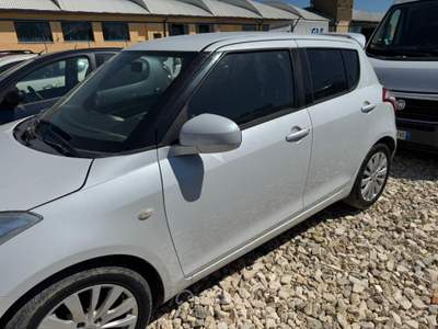 Suzuki Swift 1.3 DDiS 5 porte GL Top Bianco usata Arezzo