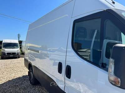 Iveco Daily 35S12V 2.3 HPT PM-SL-TM Furgone Bianco usata Arezzo
