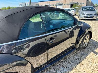 Volkswagen New Beetle 1.9 TDI 105CV Cabrio Nero usata Arezzo