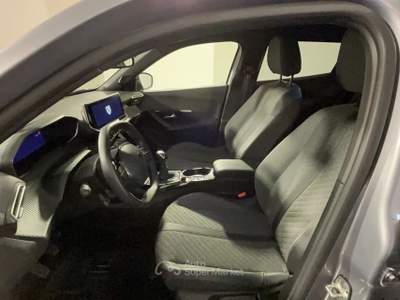 Peugeot 2008 PEUGE 2008 1.2 PURETECH ALLURE S&S 100CV 2008 1.2 puretech Allure s&s 100cv Argento usata Roma