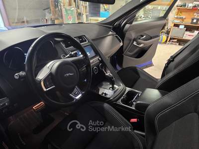 Jaguar E-Pace Tenuta maniacalmente Blu/Azzurro usata Cambiasca