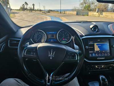 Maserati Ghibli Pelle nera - gommata - motore rifatto con 35.000 Km revisionata. Nero usata Racale