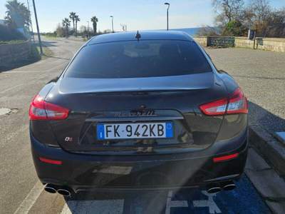 Maserati Ghibli Pelle nera - gommata - motore rifatto con 35.000 Km revisionata. Nero usata Racale