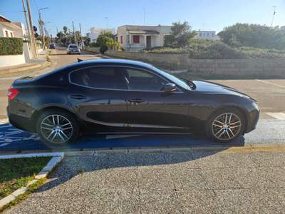 Maserati Ghibli Pelle nera - gommata - motore rifatto con 35.000 Km revisionata. Nero usata Racale