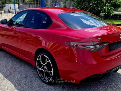 Alfa Romeo Giulia IL BISCIONE........ VESTE ROSSO!! Rosso usata San Donato Milanese